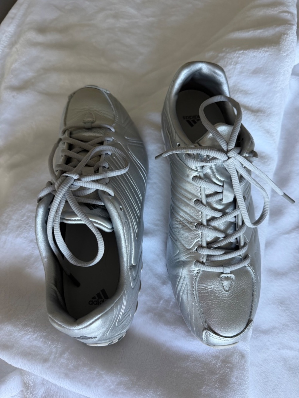 Shoes - Picture 3 of 4